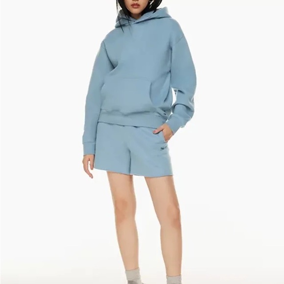 Aritzia Sweat Short Set in Stratus Blue - Picture 3 of 3